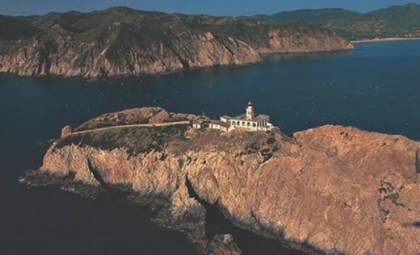 Aïn-Temouchent: Opération de nettoyage à l&rsquo;île de Rachgoun