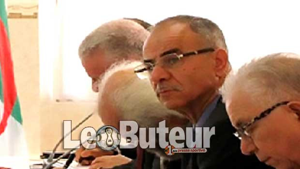 Ali Malek répond au MCA et AU CRB/ Ghrib riposte…….