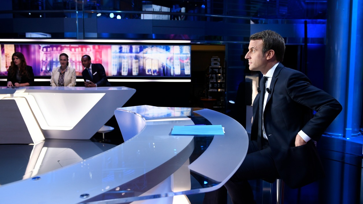 Quand Macron accuse Le Pen de défendre un parti qui « a conduit des attentats contre De Gaulle »