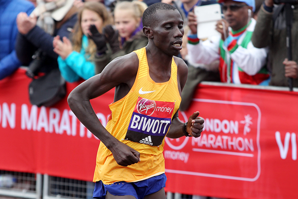 Marathon de Londres: Doublé kényan, Bekele 2e