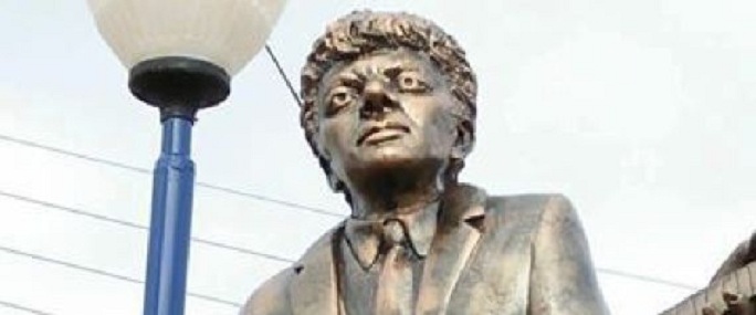 La statue de Lounès Matoub fait polémique