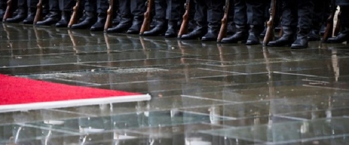 Berlin embarrassé par l&rsquo;arrestation d&rsquo;un officier allemand