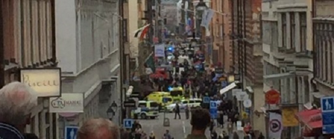 Suède : à Stockholm, un camion renverse des passants, faisant au moins deux morts