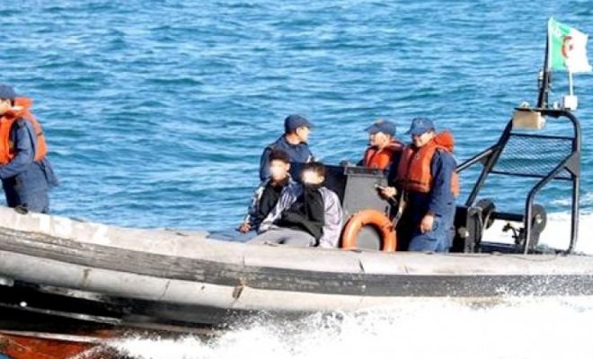 Naufrage de migrants en Méditerranée: onze morts et plus de 230 disparus