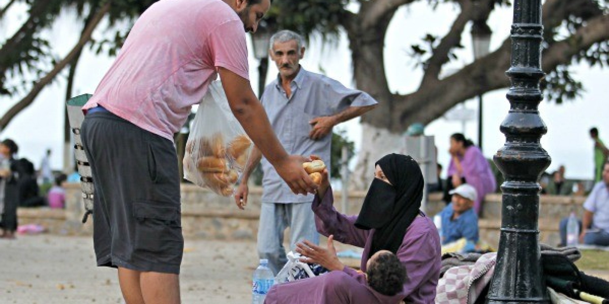 Ils sont des centaines à s’être réfugiés en Algérie à Alger, les Syriens pleurent leurs morts