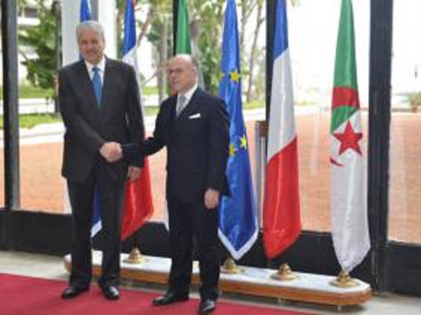 Algérie-France: signature de dix accords de coopération dans plusieurs