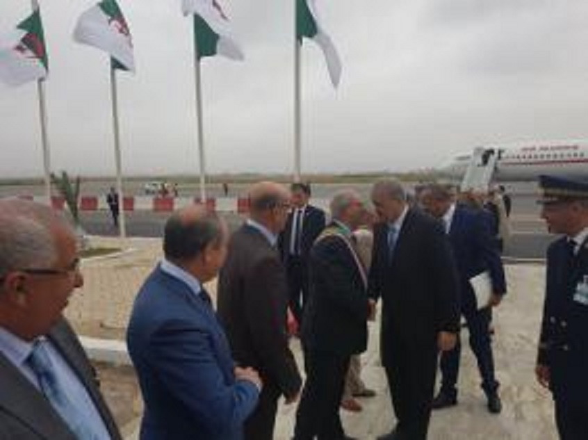 Le Premier ministre entame une visite de travail à Oran