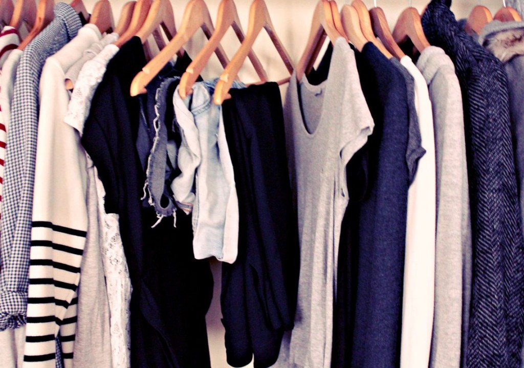 Linge : à quelle fréquence faut-il vraiment le laver ?