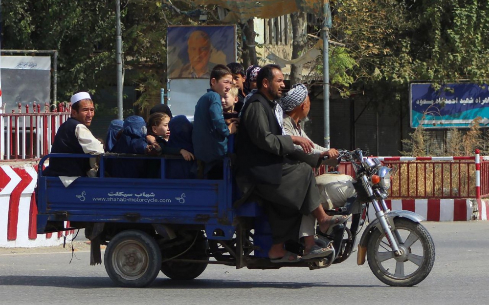 Après une poussée des Talibans en Afghanistan: Des centaines de civils fuient Kunduz