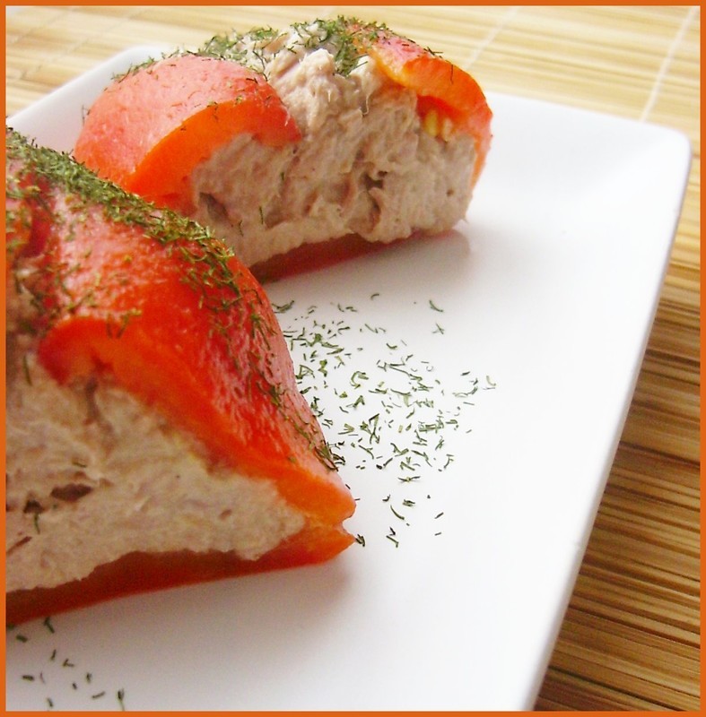 Roulés de poivron rouge aux thon et fromage
