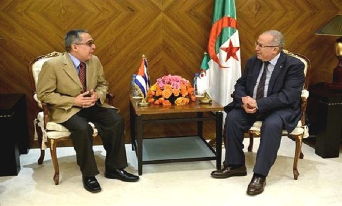 M. Lamamra reçoit le premier vice ministre cubain des relations extérieures