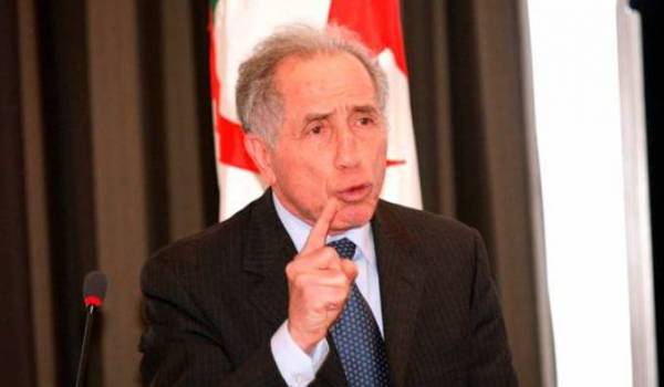 M. Amokrane Chérifi, membre du présidium du FFS : «Le pouvoir est prêt à faire n’importe quelle concession aux puissances étrangères pour rester en place»