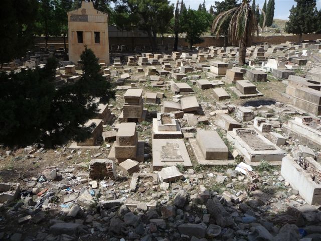 Profanation des cimetières chrétien et juif de M’sila: La wilaya dément, la Laddh accuse