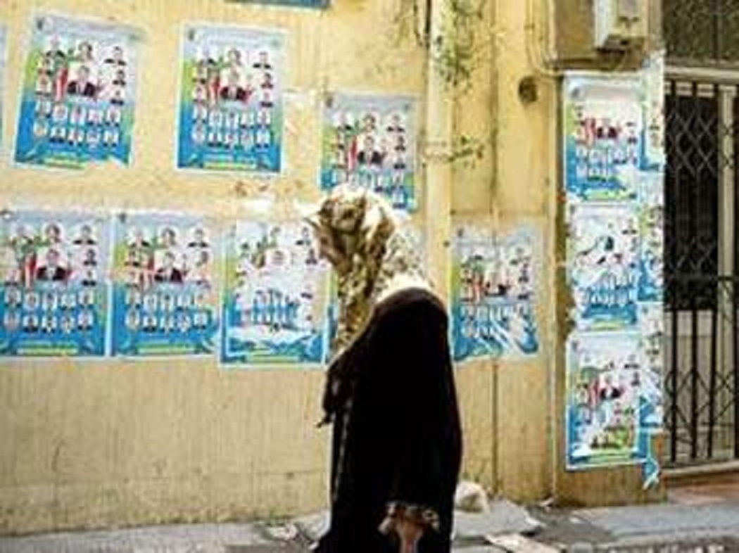 Après trois semaines d’affichage anarchique: Qui va nettoyer les murs?