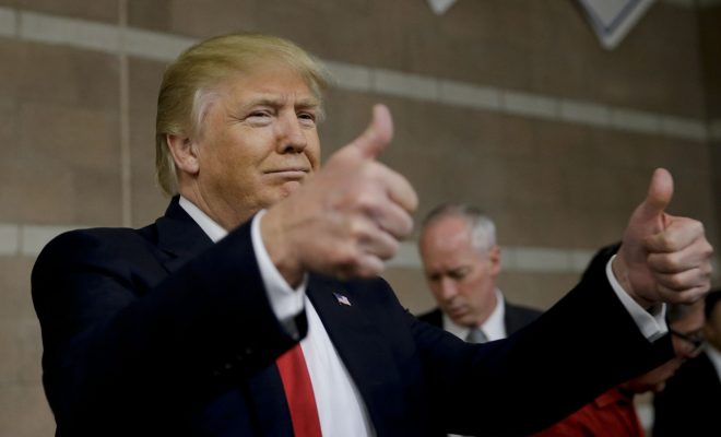 Trump félicite Macron pour sa « large victoire »