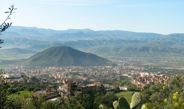 Suite à la fermeture des quatre carrières d&rsquo;Akbou: Les ouvriers réclament leurs salaires