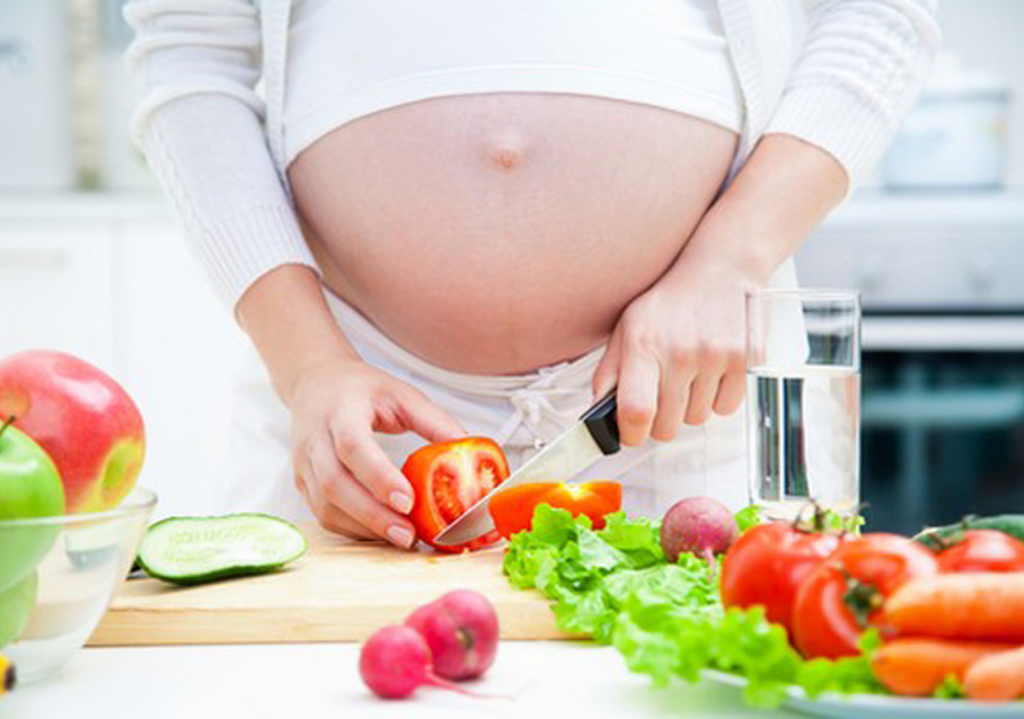 Les aliments à éviter durant la grossesse