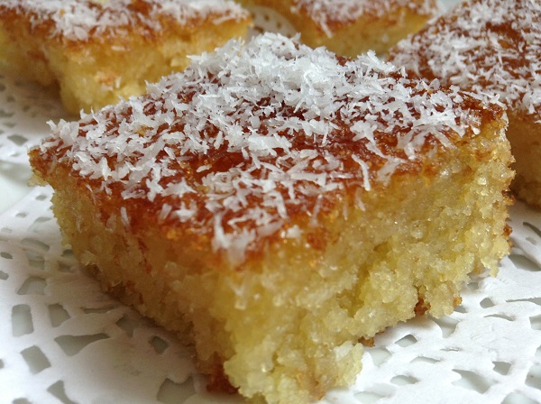 Basboussa à la noix de coco