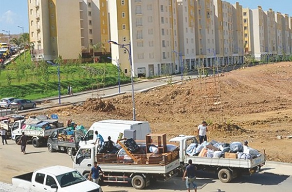 Sidi-Bel-Abbès: Remise de clefs de 100 logements sociaux sur les 300