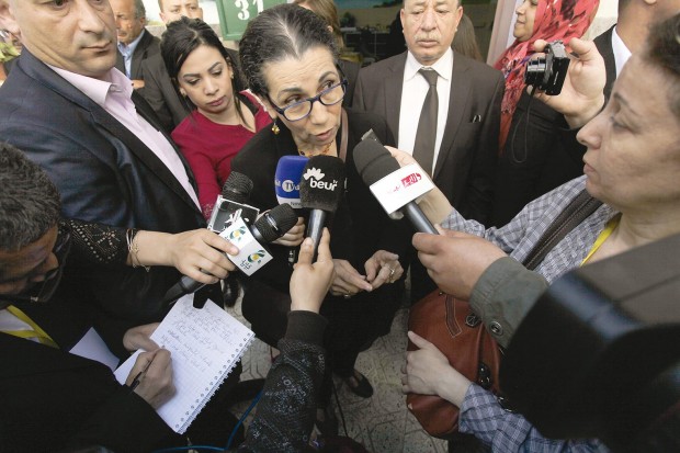 Louisa hanoune dénonce une fraude au profit des partis du pouvoir