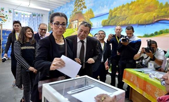 Législatives: Hanoune appelle au « respect de la volonté de la majorité du peuple »