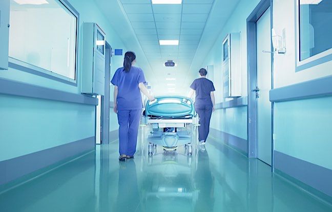 Jacques Latarjet, chef du service des grands brûlés de l’hôpital Saint-Luc à Lyon en mission à Bordj Bou Arréridj : « Je suis impressionné par le dévouement des équipes médicales sur place »