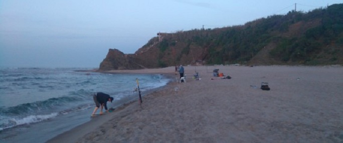 Législatives 2017: À Azzefoun, la plage ou les cafés plutôt qu’une élection « qui ne sert à rien »