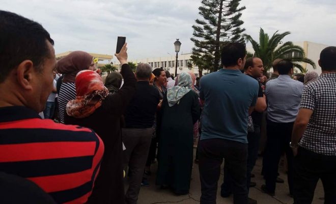 Des dizaines d’employés manifestent devant la direction de Naftal (vidéo)