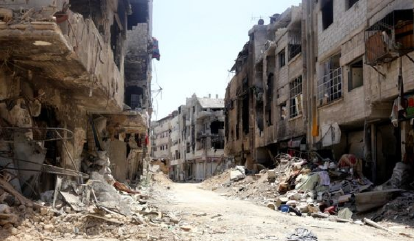 Syrie: Au moins 60 civils tués dans des raids aériens de la coalition américaine