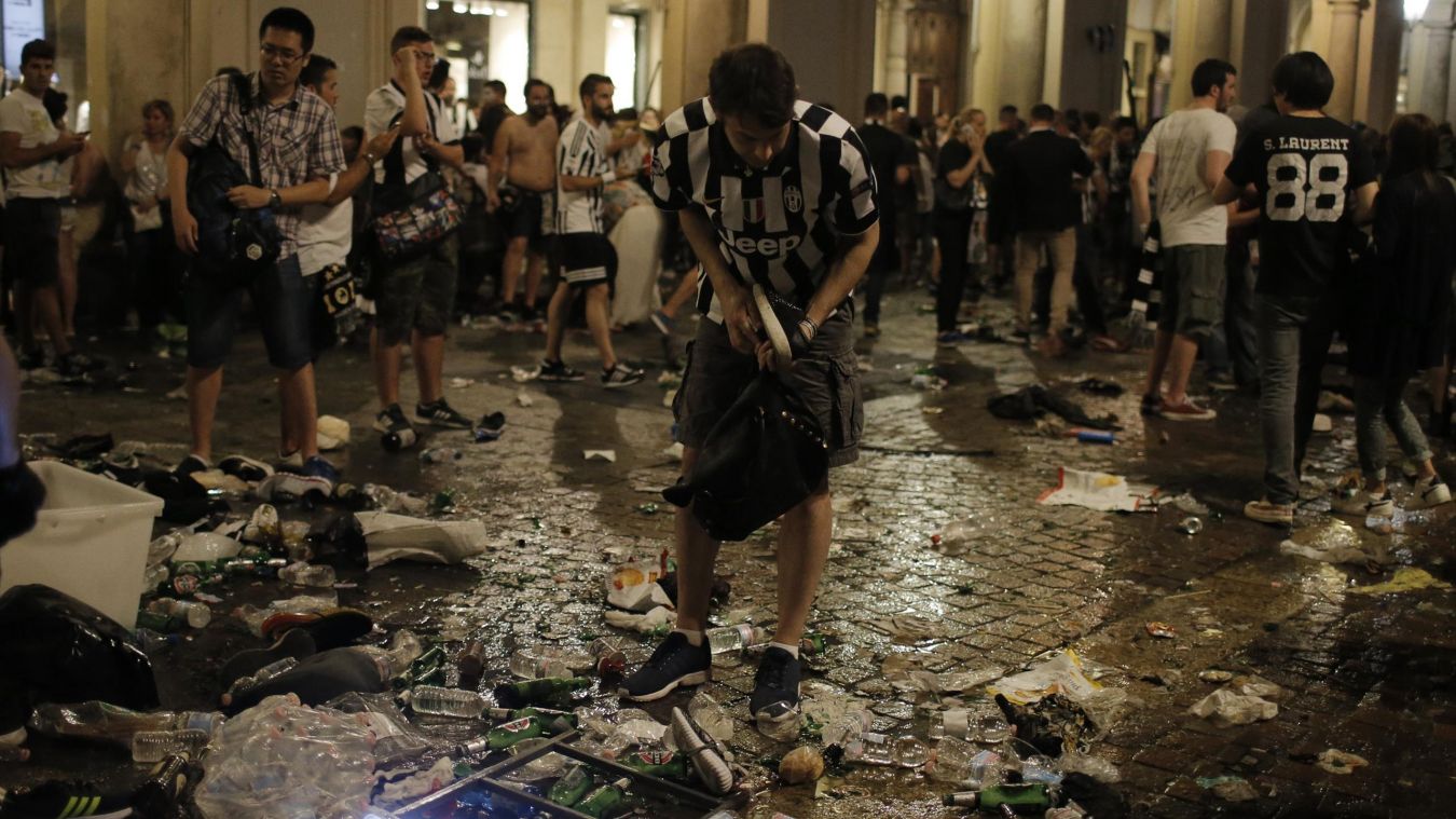 1000 blessés dans un mouvement de panique à Turin lors de la finale de la Ligue des champions