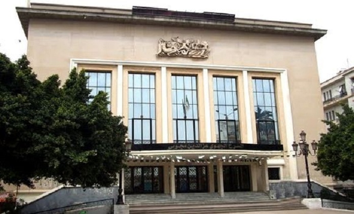 Annaba: Abdelhak Mesaid décroche le « grand prix El Hachemi Guerouabi »