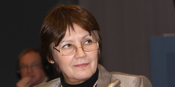 Elle reconnaît que la publication de faux sujets perturbe les élèves Bac : Benghabrit met en garde contre les réseaux sociaux