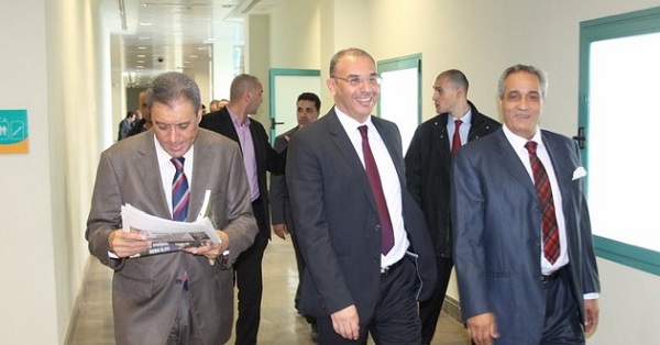 Le ministre des Travaux publics effectue une visite de travail et d&rsquo;inspection au port d&rsquo;Alger et au centre de maintenance des automotrices