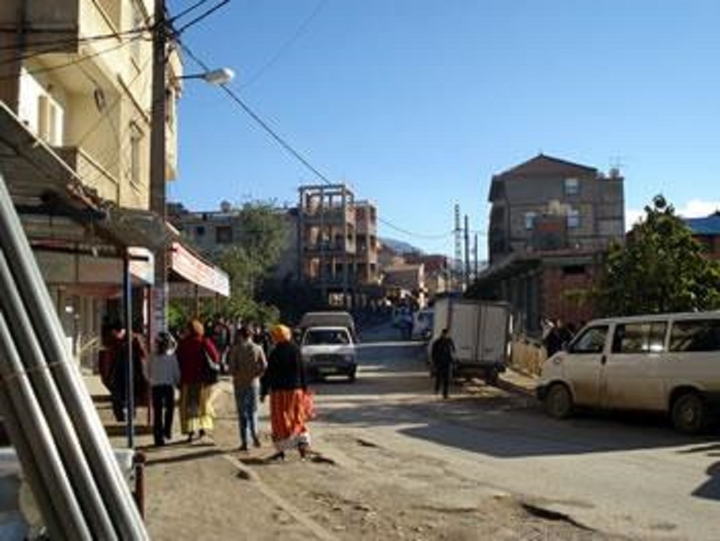 Bouzeguène (Tizi Ouzou): Les citoyens rappellent ses engagements au wali