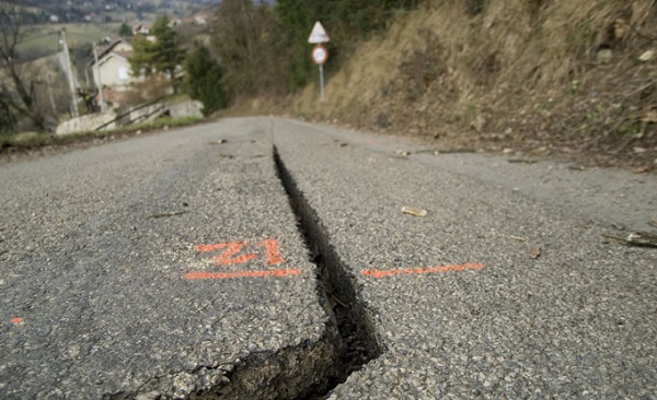Bouira: Affaissements de terrain sur la RN15