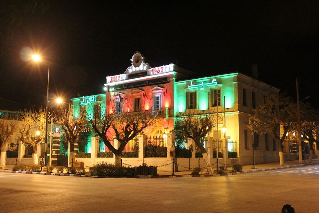 Batna : les familles apprécient le travail de proximité des gendarmes durant les soirées ramadanesques