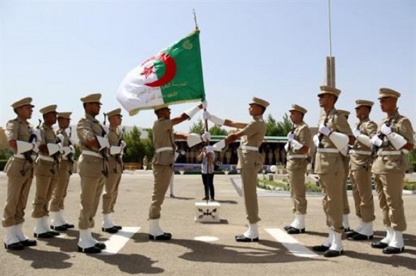 Sortie de 6 promotions de l’école supérieure des blindés de Batna