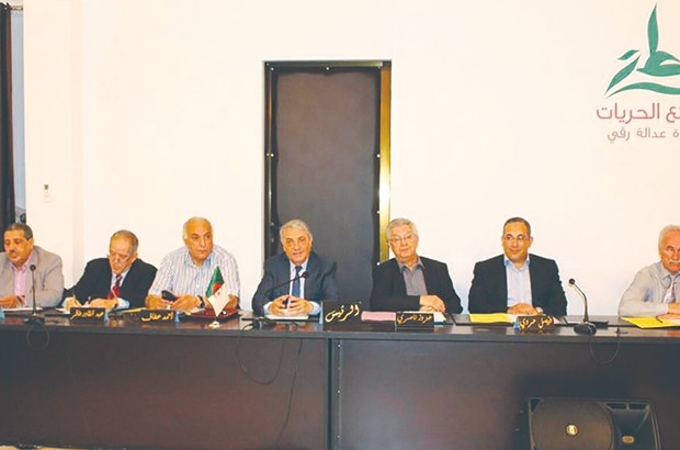 Le parti d&rsquo;Ali Benflis s&rsquo;exprime sur le nouveau gouvernement :  “C’est l’expression du délitement institutionnel”