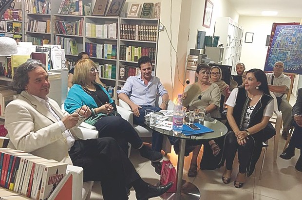 Librairie Point-Virgule de Chéraga: Les belles lettres en menu de soirée