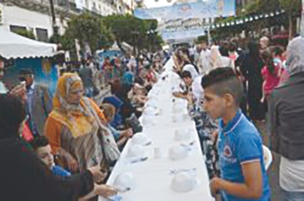 Des enfants trisomiques y seront les invités d&rsquo;honneur: Un méga f’tour au stade Mustapha-Tchaker
