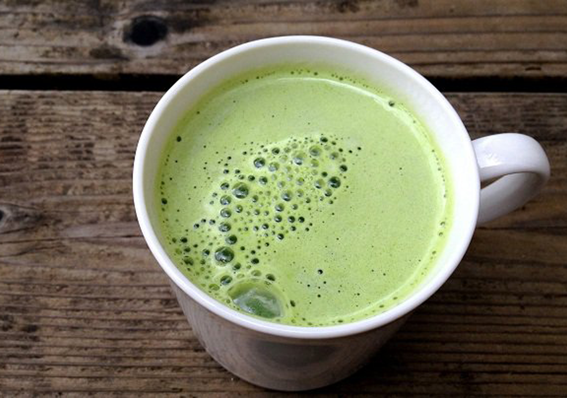 Boisson naturelle énergisante et détoxifiante