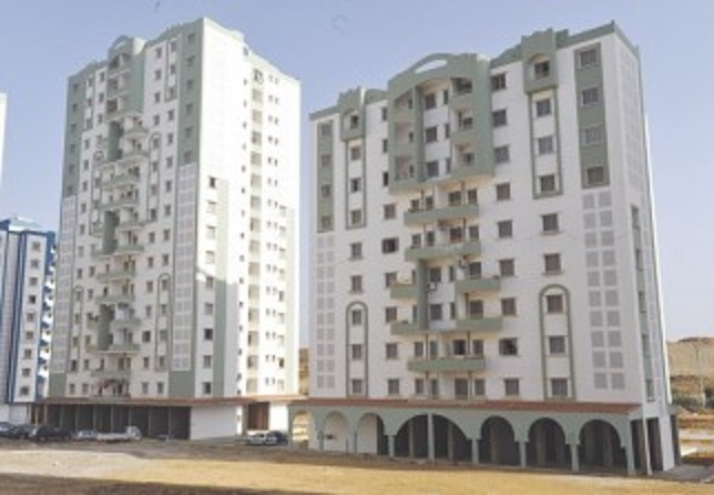 Batna: remise des clés de 230 logements publics locatifs