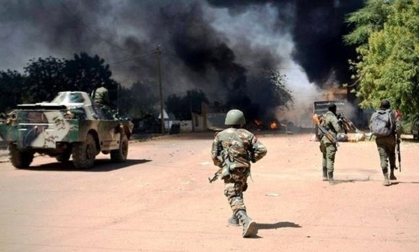 Au moins 3 Casques bleus de l’ONU tués dans une attaque contre un convoi au Mali (ONU)