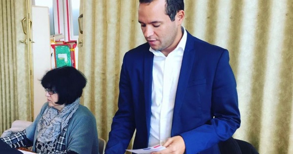 France: Nordine Rahmani un élu d’opposition d’origine algérienne, interpellé à l’aéroport pour escroquerie