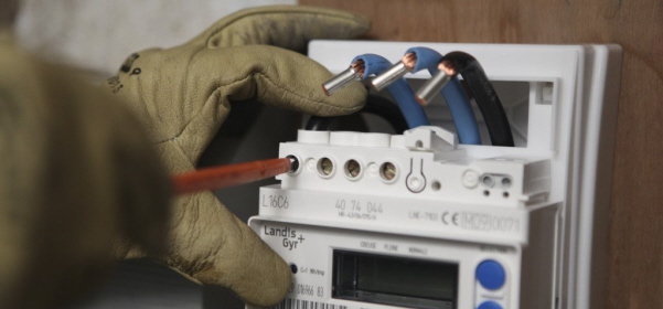 Énergie électrique: Près de 1 000 actes de piratage enregistrés en 2016 à Oum El-Bouaghi