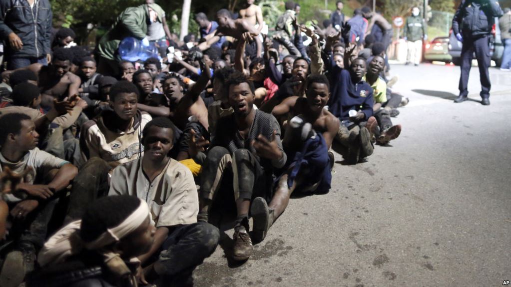 Moins de cent jours à l’Espagne pour honorer son engagement européen pour l’accueil des 17.337 réfugiés sur son sol