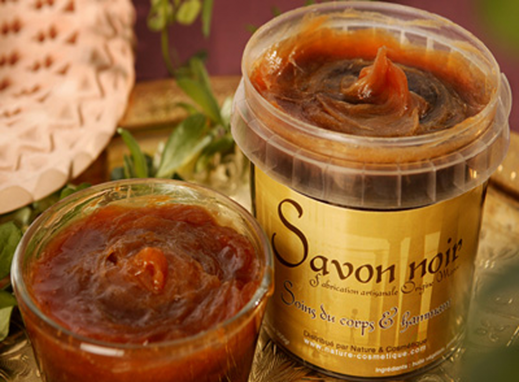 Savon noir : Ses bienfaits & Ses différentes utilisations