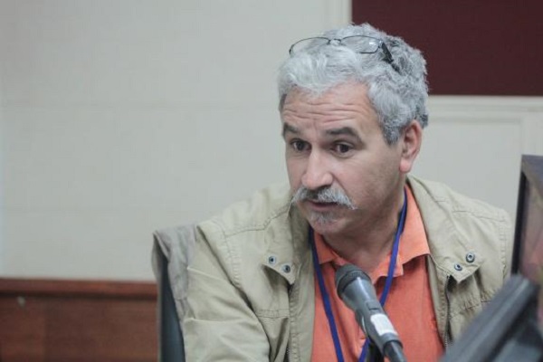 Smail Metmati expose en France