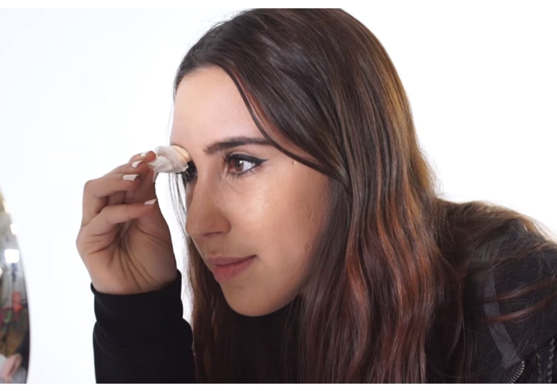 Nouveauté maquillage: Le tampon à sourcils