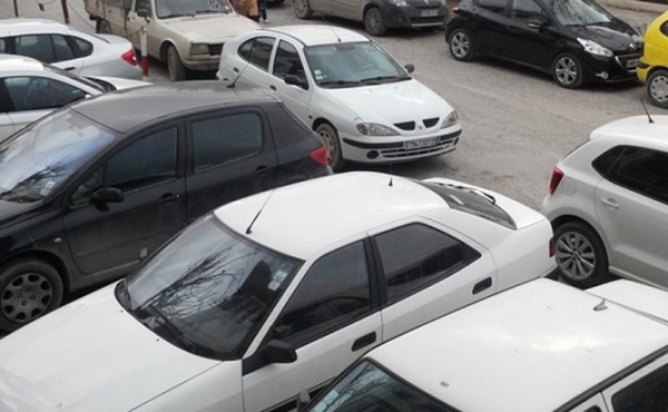 Constantine: Stationnement anarchique à la station Chitour